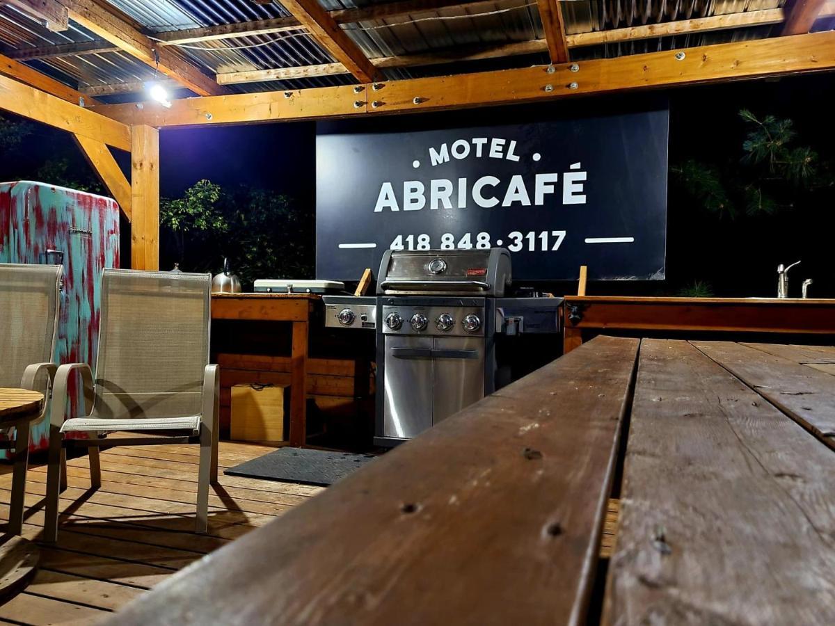 Motel Abricafe Стонгем Екстер'єр фото